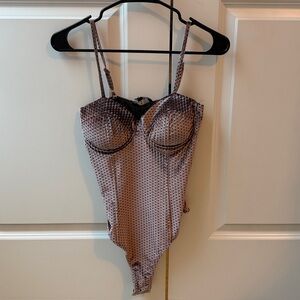 Lulus Flirty Feelings Mauve Purple Velvet Bustier Bodysuit - Size S